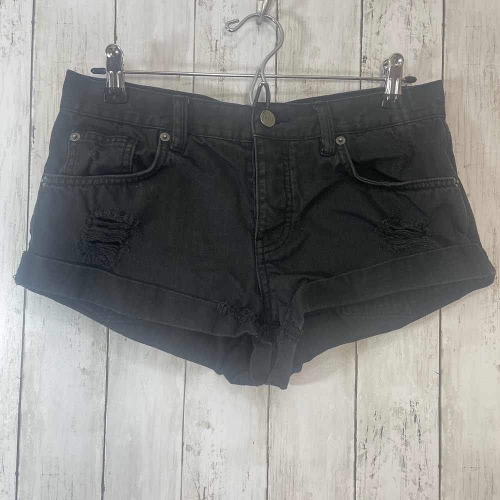 Amuse Society Crossroads Button Fly Cuffed Distressed Shorts 26